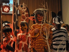Giraffen, Erdm&auml;nnchen und Zebra
